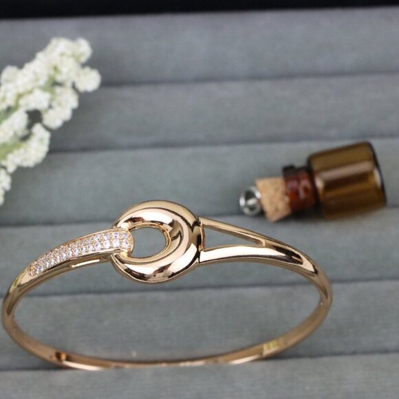 Elegant Rose Gold Bangle with Statement Circle Accent & Crystals, XPBL0422 - Picture 9 of 12